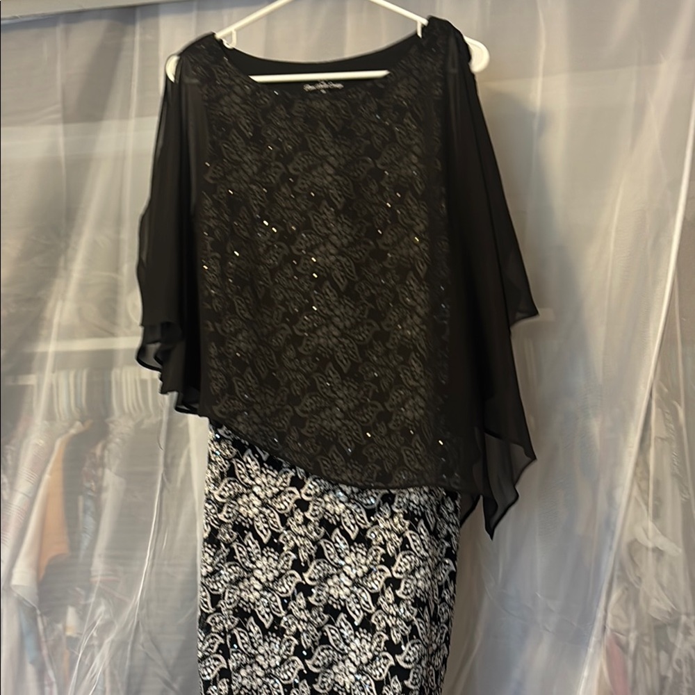 Ronni Nicole Black and White Dress